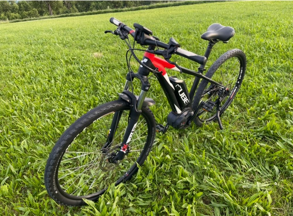 Cube, E-Bike, Montainbike