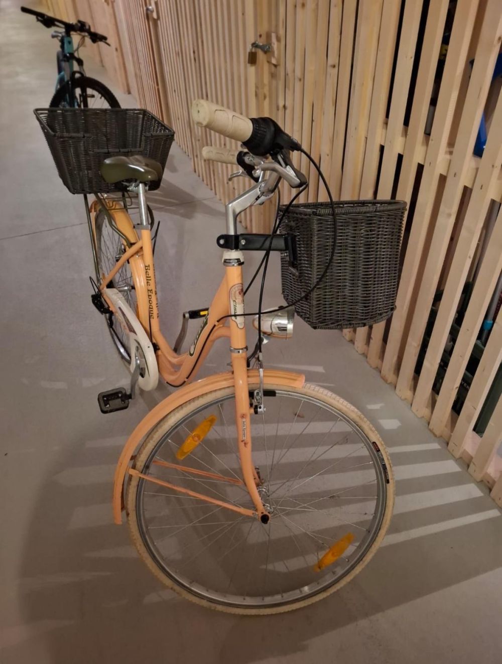 NEUWERTIGES Citybike wegen Umzug zu verkaufen