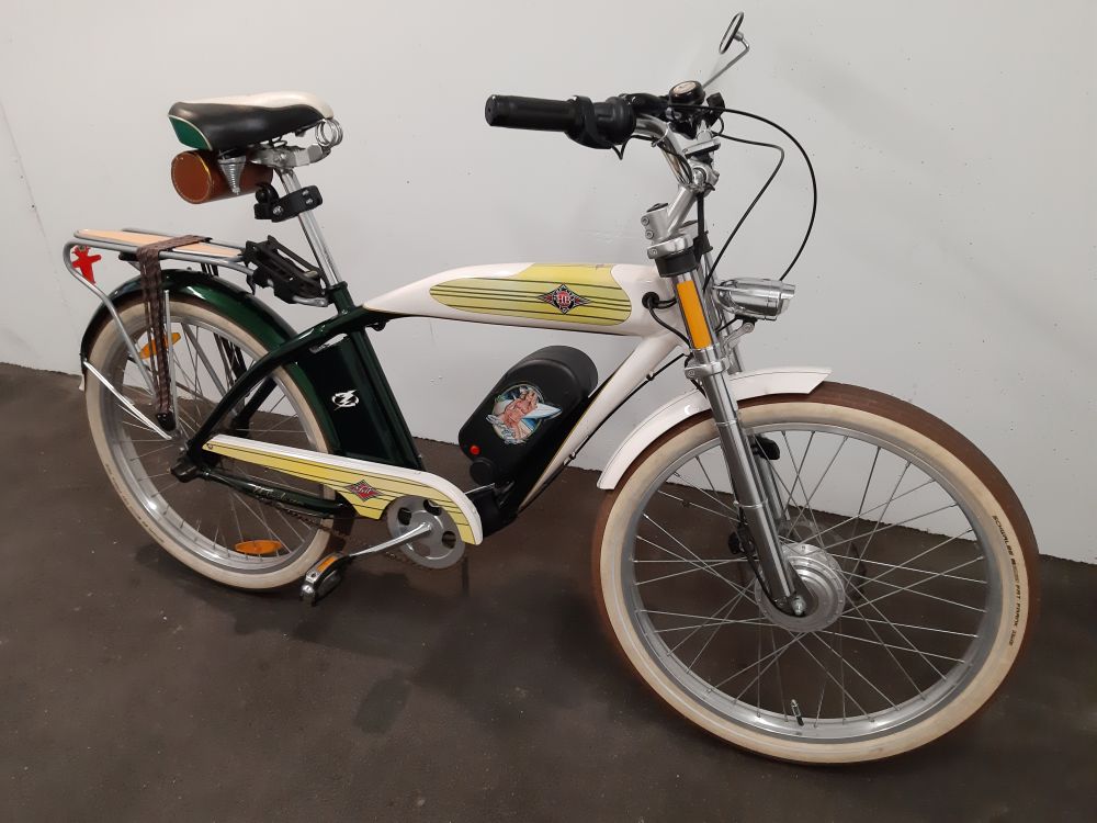 Felt Huntington Beach / E- Bike Cruiser