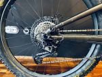 Produktbild 10 von Commencal 2023 meta v4 sx öhlins Edition Mullet 29-27,5