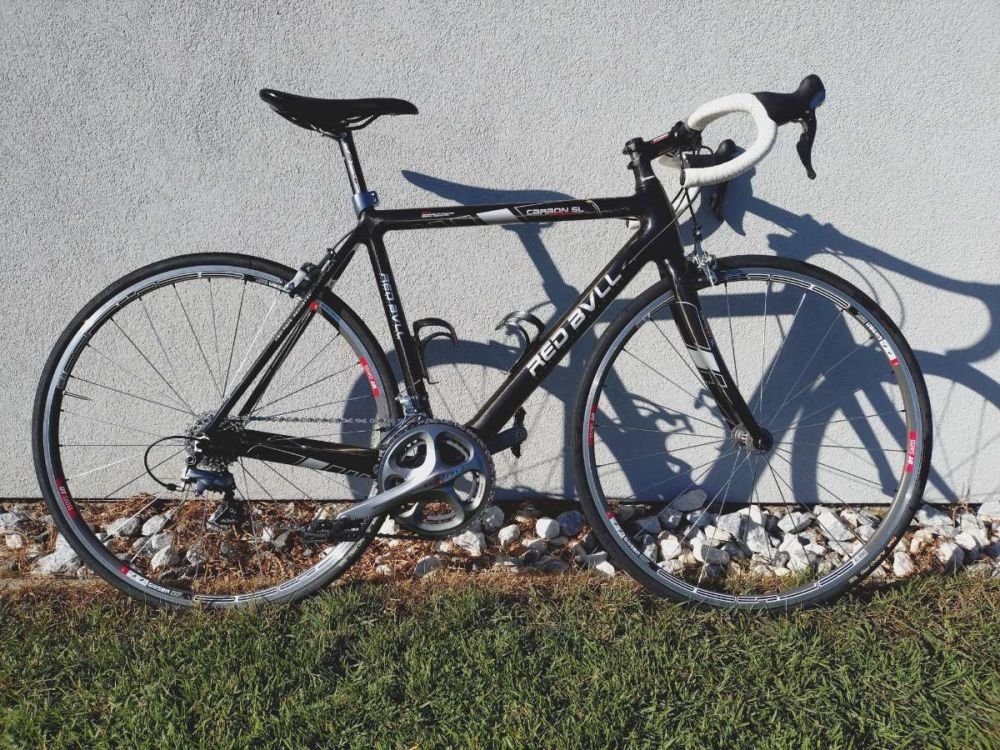 Red Bull Rennrad komplett Ultegra