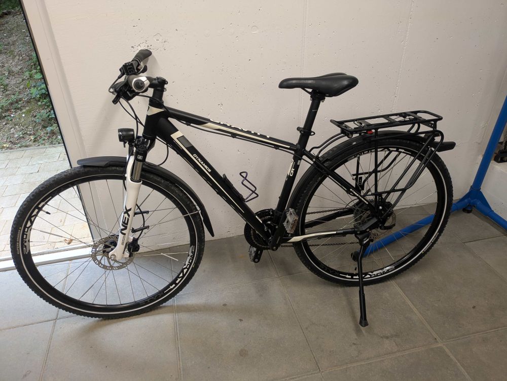 Dynamics Gravity Street Cross Trekking Mountainbike