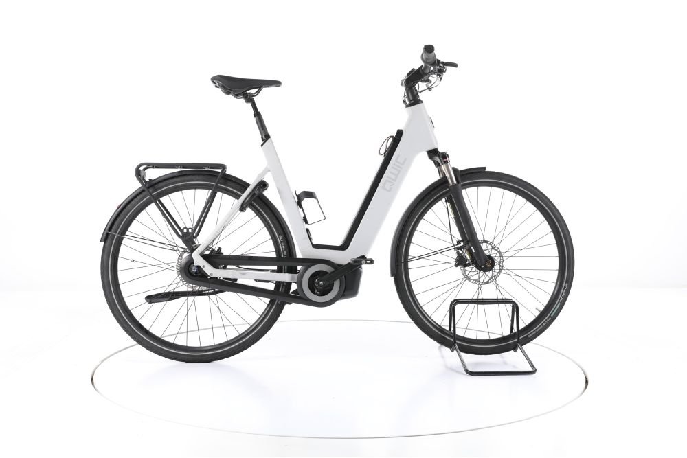 QWIC Premium Q MN8 City E-Bike Tiefeinsteiger
