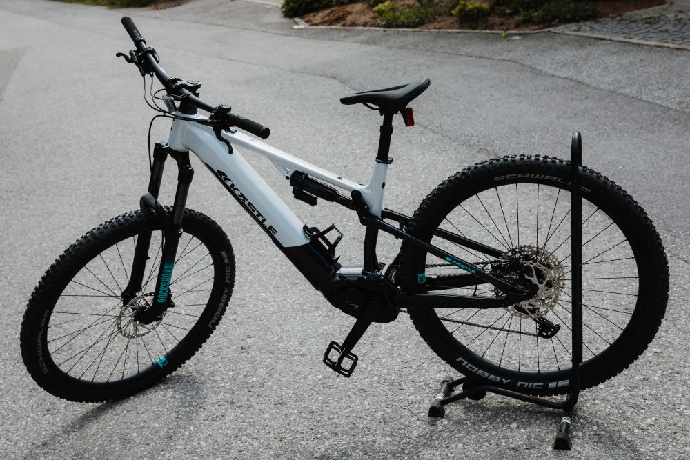  EMTB Kästle eMx6 2025 weiß