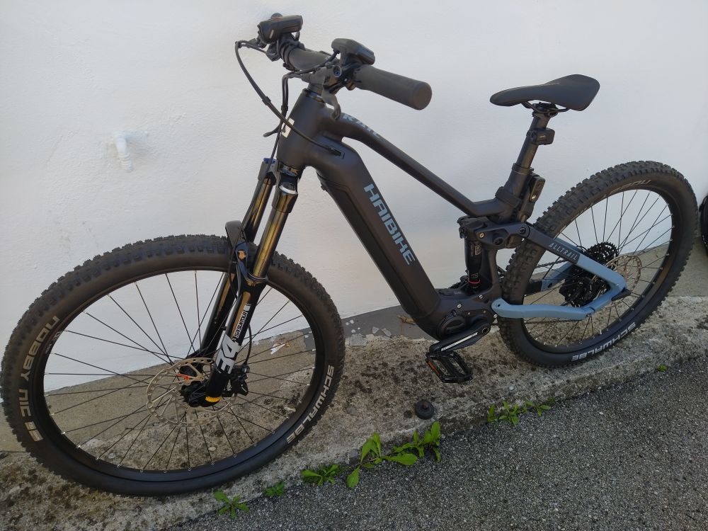 HAIBIKE Fully Alltrail Schwarz Matt ungefahren 15km mit Garantie 2 jahre u. Rechnung