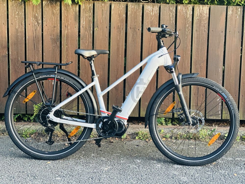 NEU: E-City Bike Husqvarna Gran Tourer GT1 Lady – Ideal für kleine und große Fahrer!