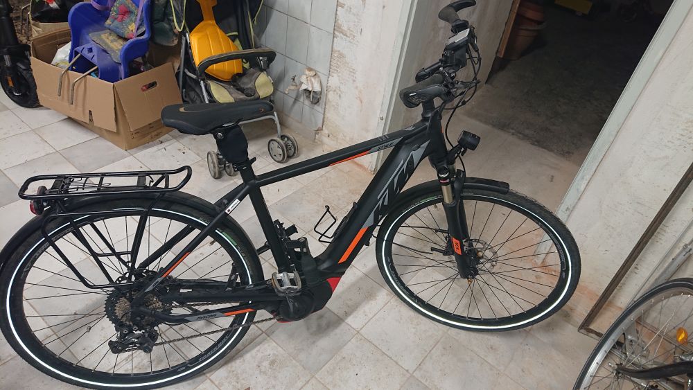 E-BIKES