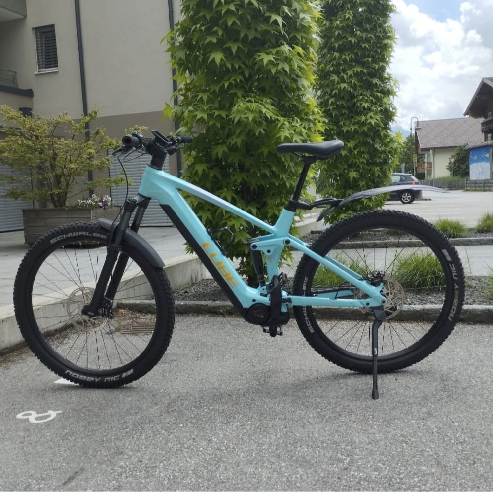  Cube E-bike Mountain bike