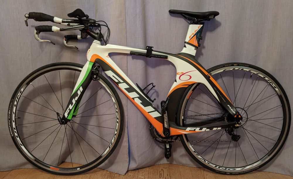 Fuji d6 triathlon bike