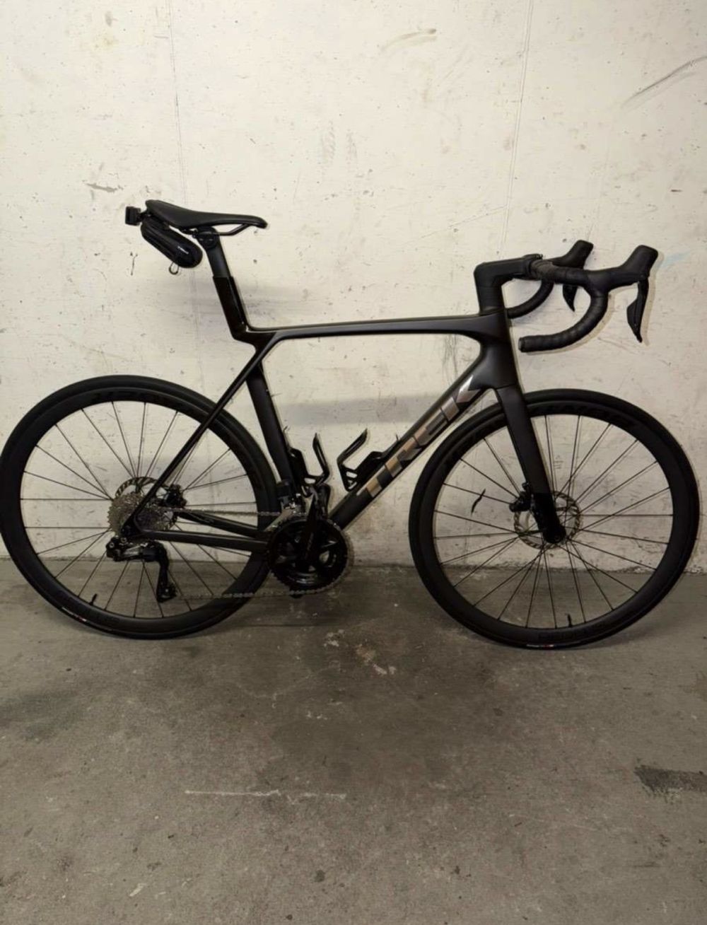 Trek Madone SL6 Gen 8 Carbon