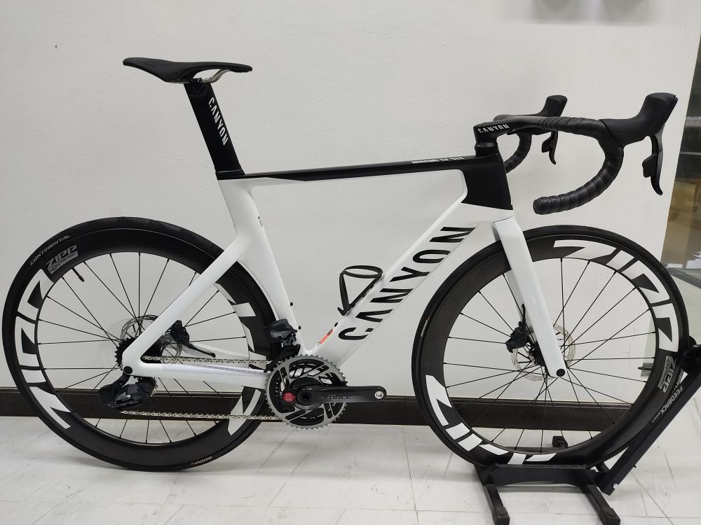 2022 Canyon Aeroad CF SLX 8 Disc eTap