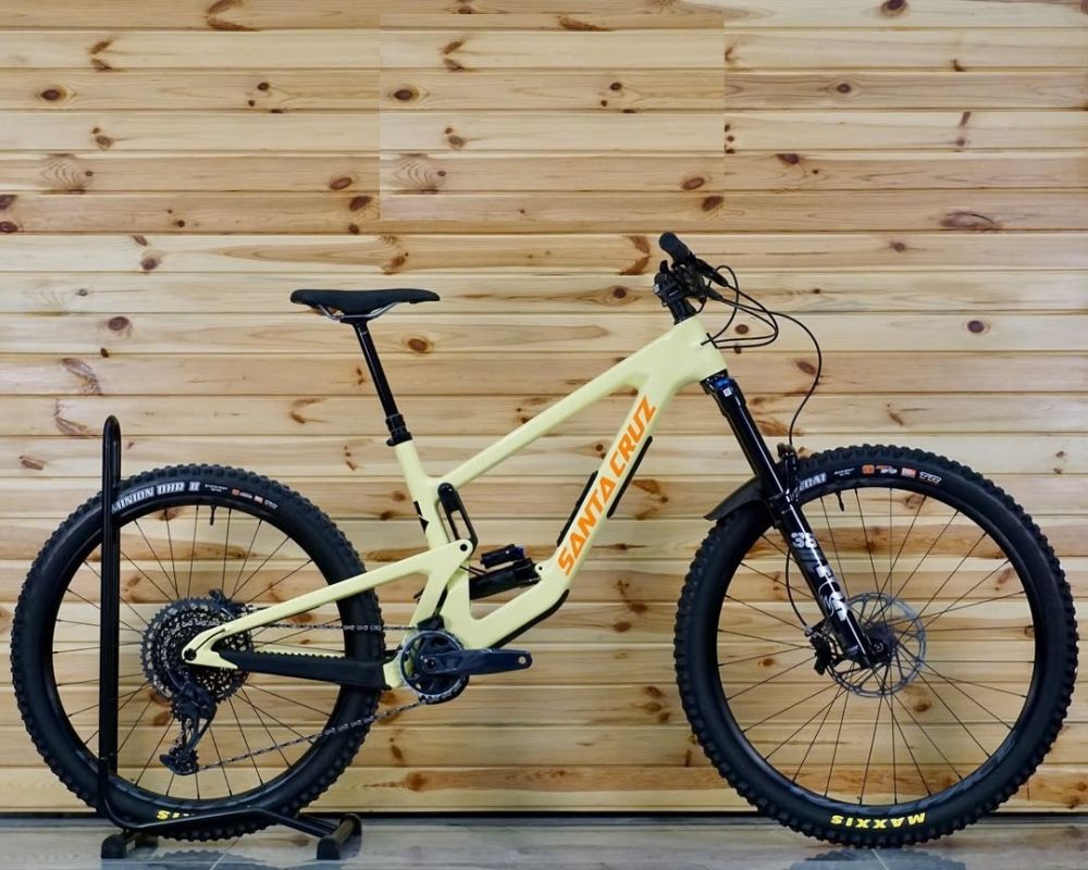 2024 Santa Cruz Nomad C S 2927.5