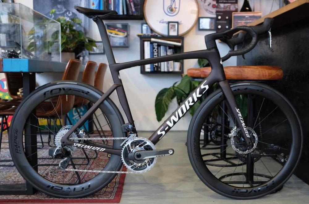 2023 S-Works Tarmac SL7 - SRAM Red eTap AXS 