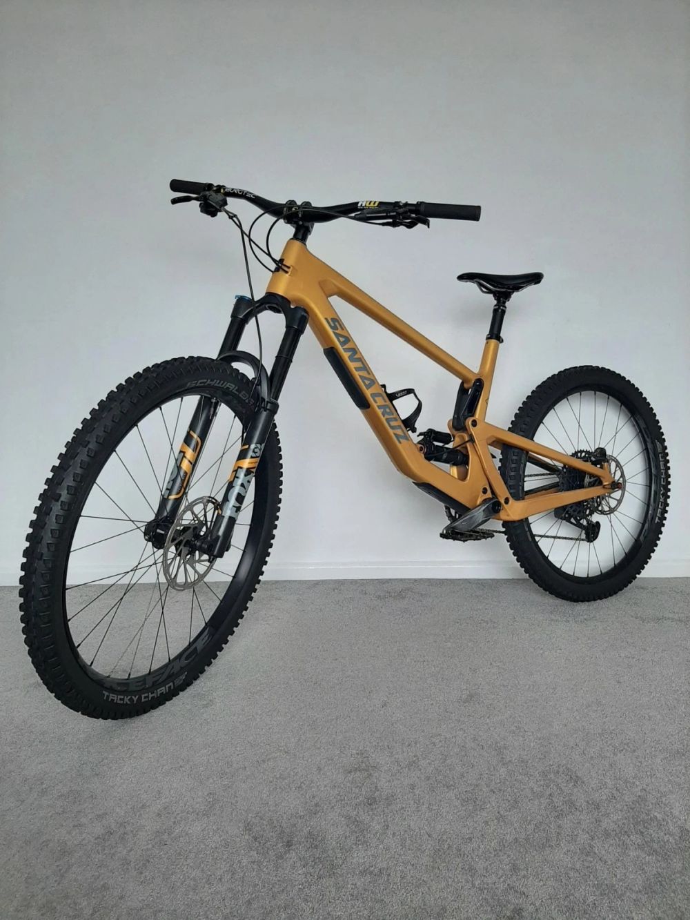 Santa Cruz Bronson C Carbon S Kit Full Mountain Bike