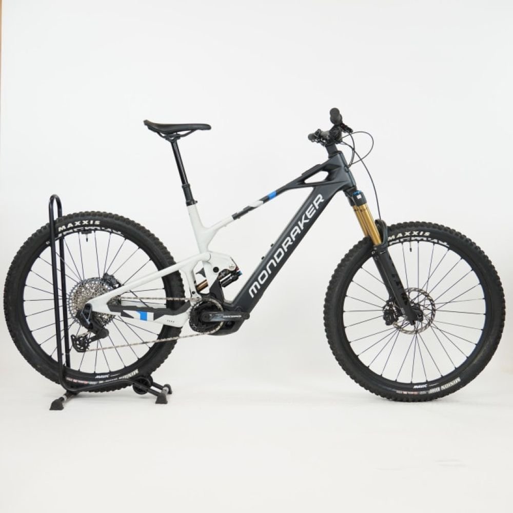 Mondraker Crafty Carbon RR S Black 2025 - RH-L Testrad