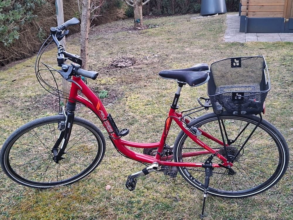 Qualitätsfahrrad mit Add-E-Antrieb