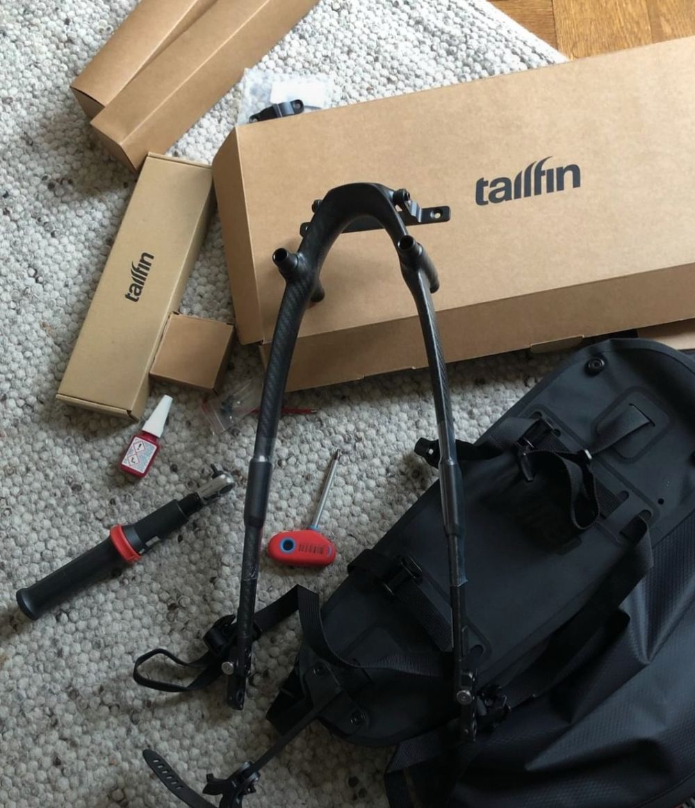 Heckflossen-Carbon-Gepäckträge