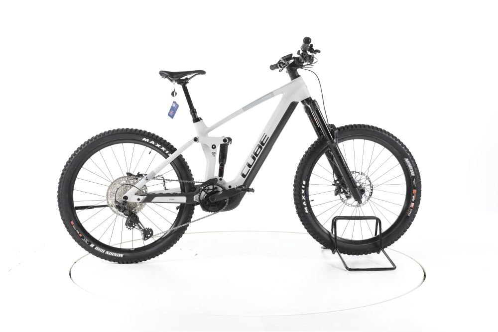 Cube Stereo Hybrid 160 HPC SLX Fully E-Bike Carbon 2023