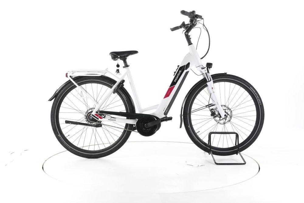 Pegasus Solero EVO 8R City E-Bike Tiefeinsteiger