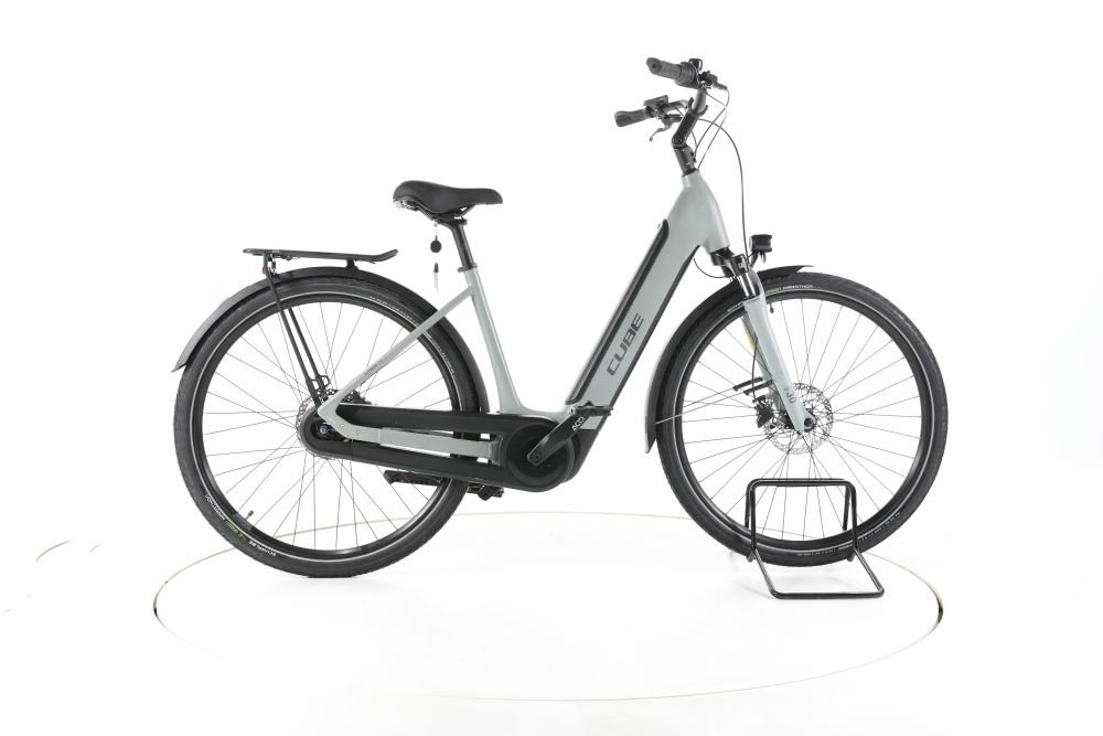 Cube Supreme Hybrid ONE City E-Bike Tiefeinsteiger
