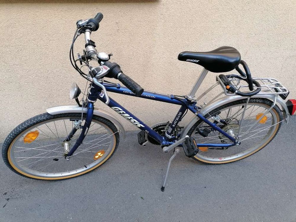 Kinderfahrrad 24 Zoll - fast nicht benutzt - im Keller gestanden, sehr guter Zustand