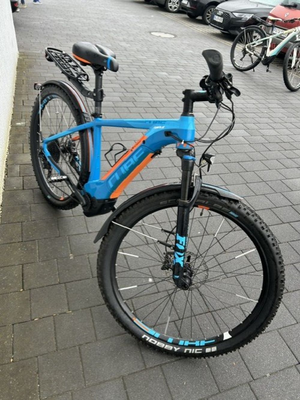 Cube Reaction Hybrid SLT 500 