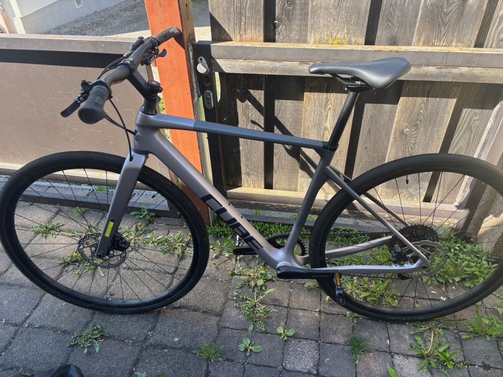 Cube Nuroad Carbon Fahrrad 
