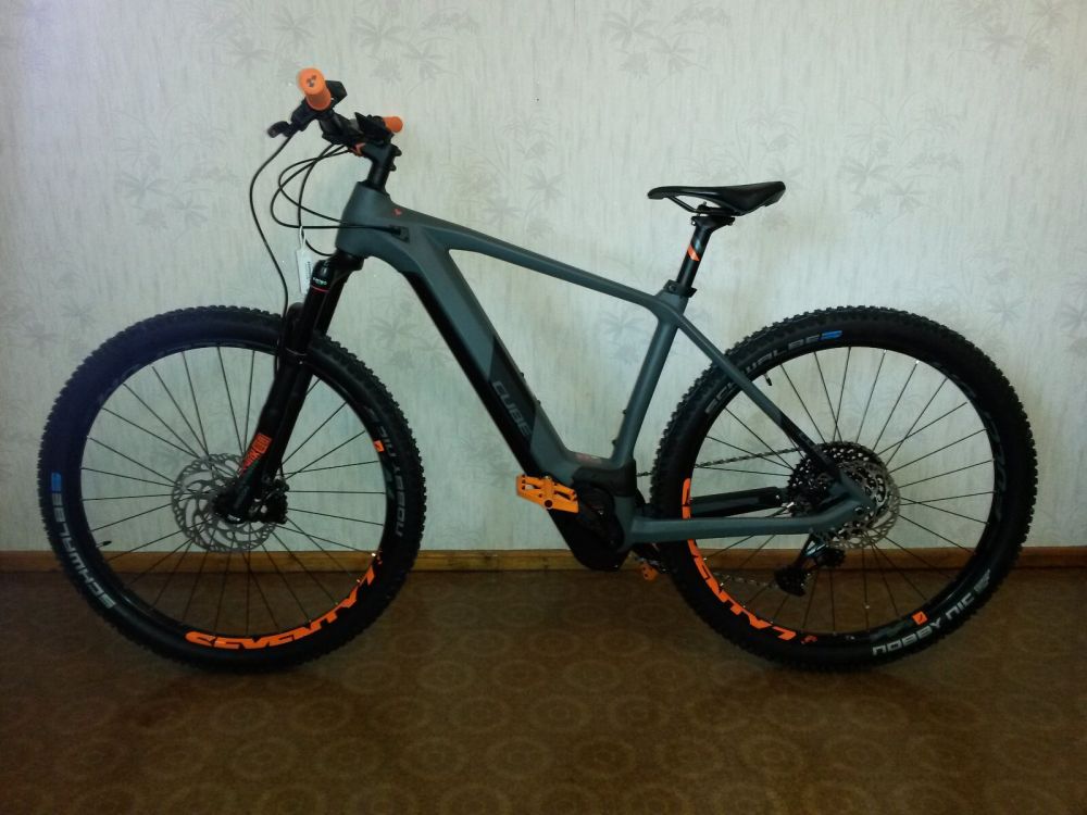 Cube Elite Hybrid C:62 Race 625, Neu, 