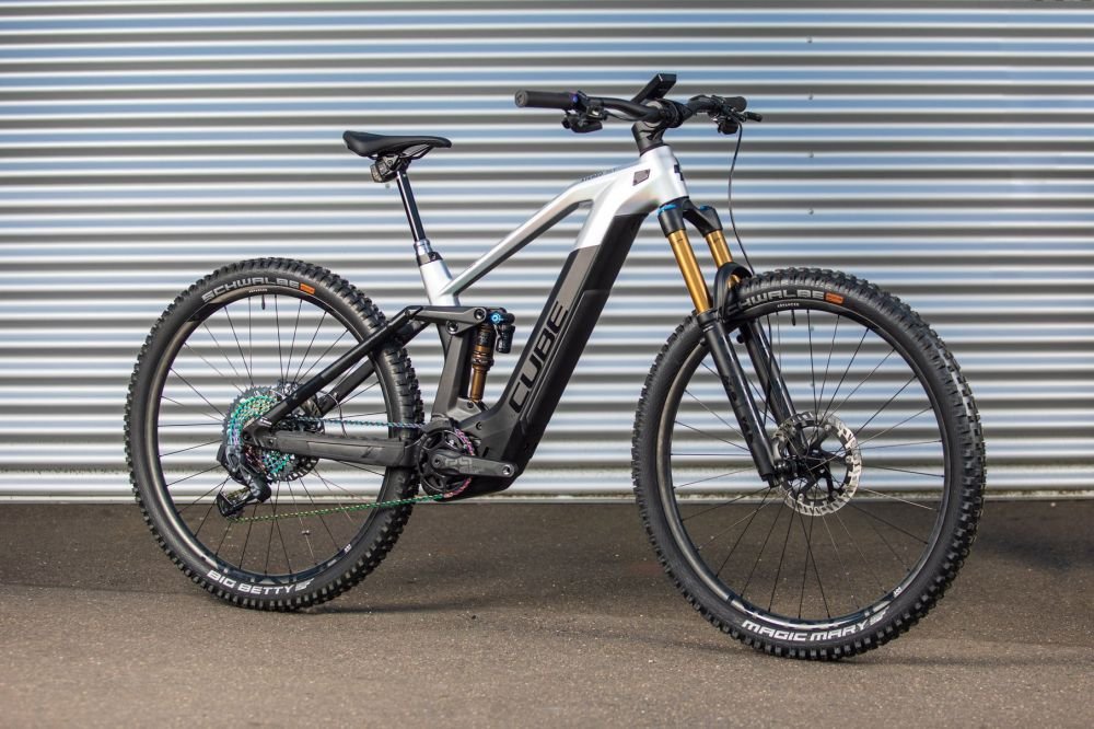 2021 Cube STEREO HYBRID 140 HPC SLT 625 KIOX 