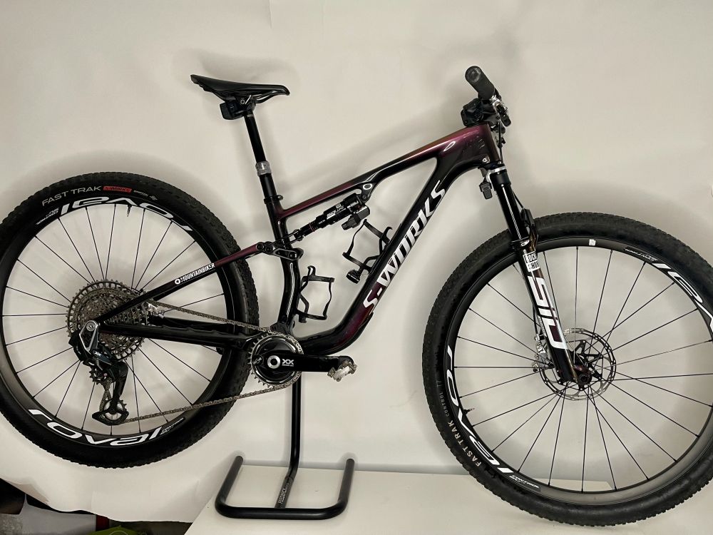 Specialized Epic 8 Sworks flight attend