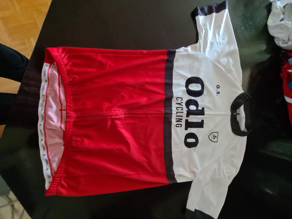 Rad-Trikot Größe M (48), wenig getragen
