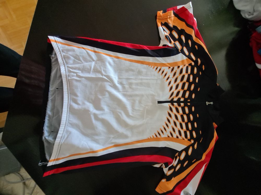 Rad-Trikot Größe M (48), wenig getragen