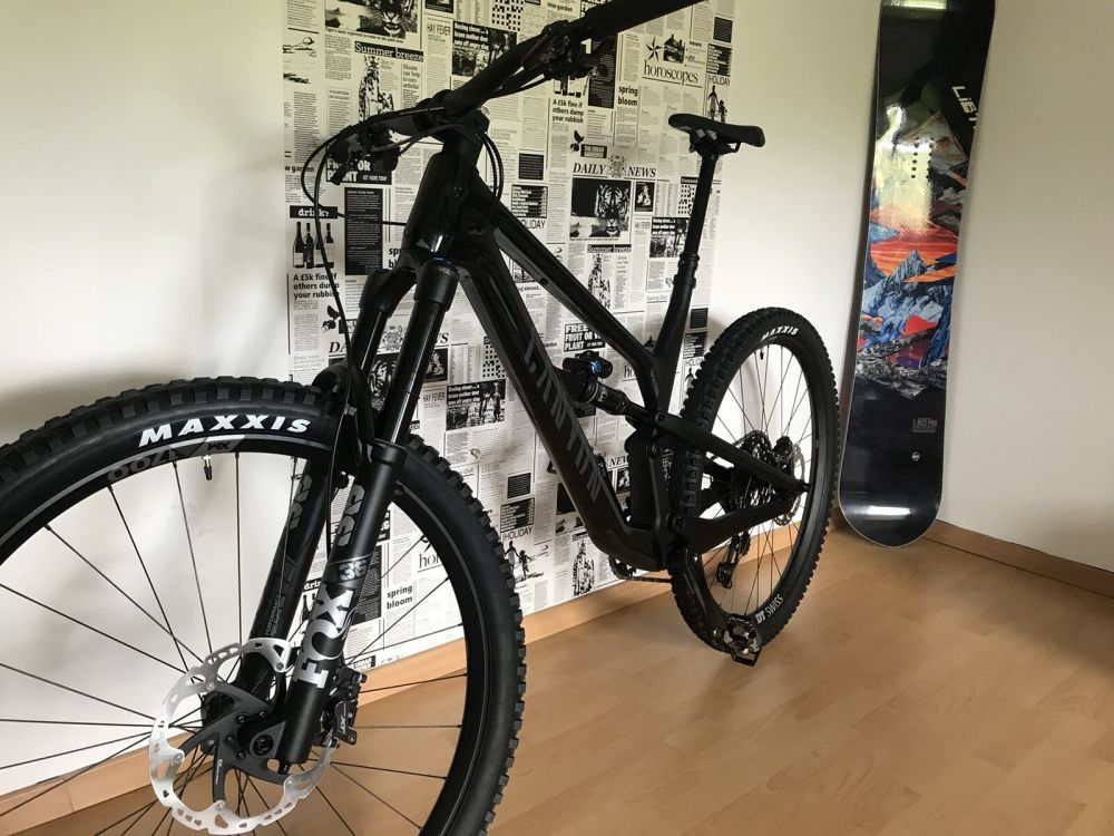 Canyon Spectral 29 CF 8  Mountainbike