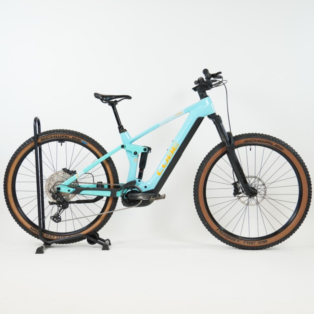 Cube Stereo Hybrid 140 HPC Race 750 dazzle´n´orange 2023 - RH 18" Gebrauchtrad