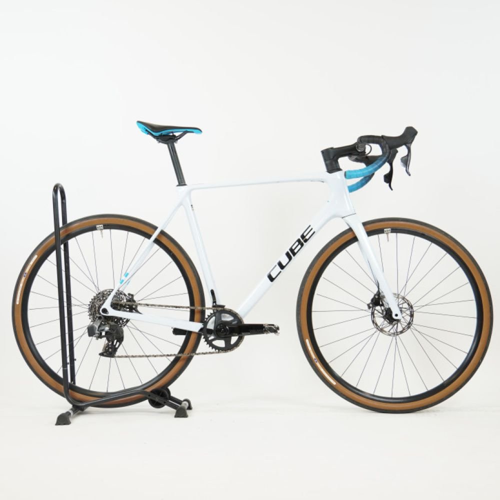 Cube Cross Race C:62 Race polarwhite´n´blue 2025 - RH 58 cm Gebrauchtrad