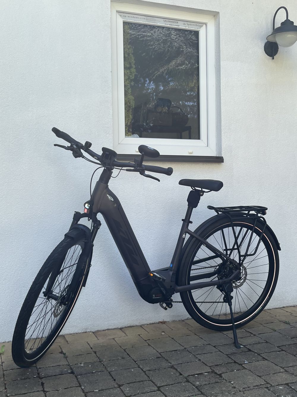 E Bike neuwertig