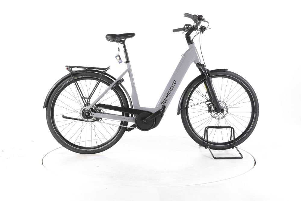 ADVANCED Tour Pro City E-Bike Tiefeinsteiger