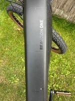 Produktbild 2 von CUBE - E-Bike - Reaction HYB ONE 22 500 BLK Metal 29, L