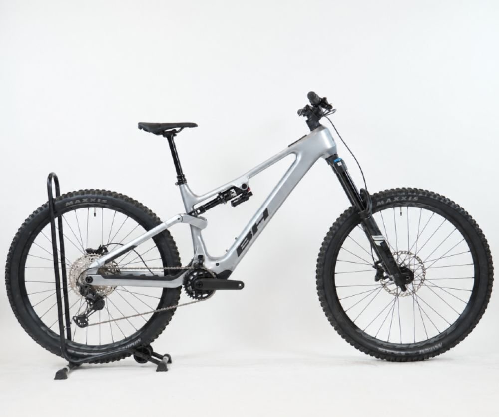 BH Bikes iLynx+ DL Enduro 9.1 silver - RH-L Testrad