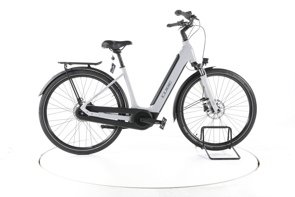 Cube Supreme Hybrid ONE City E-Bike Tiefeinsteiger